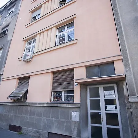 Apartment Charlie Perfect Price Belgrade Exterior photo
